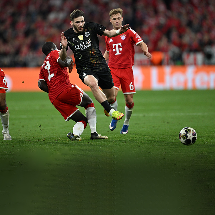 Bayern Münih'i eleyen PSG, Şampiyonlar Ligi'nde finale yükseldi