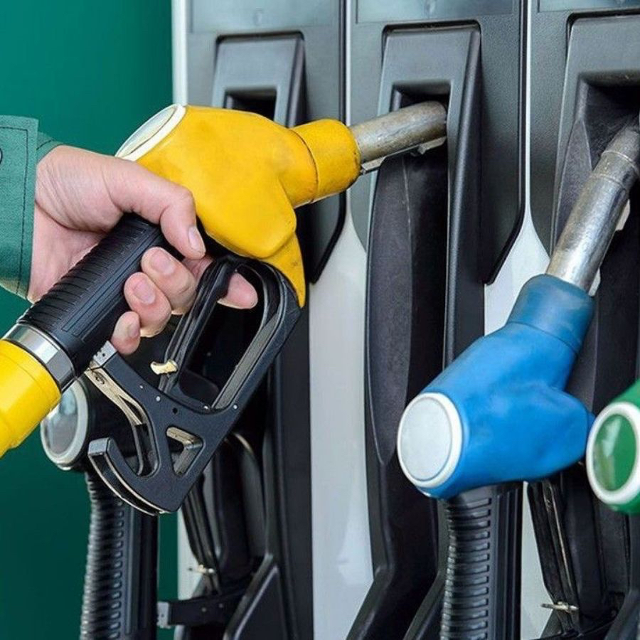 Araç sürücülerinin beklediği haber! Benzine indirim geliyor! İşte indirim tutarı...