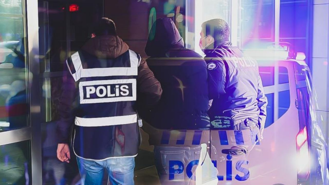 Emniyetten ODTÜ operasyonu! Bayrağa uzanan eller yakalandı: 6 gözaltı!