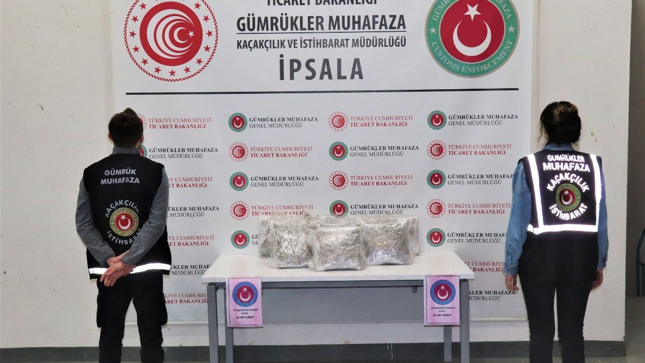 Ticaret Bakanlığı duyurdu: Sınır kapıları ve İstanbul Havalimanı'nda 659 kilo uyuşturucu ele geçirildi