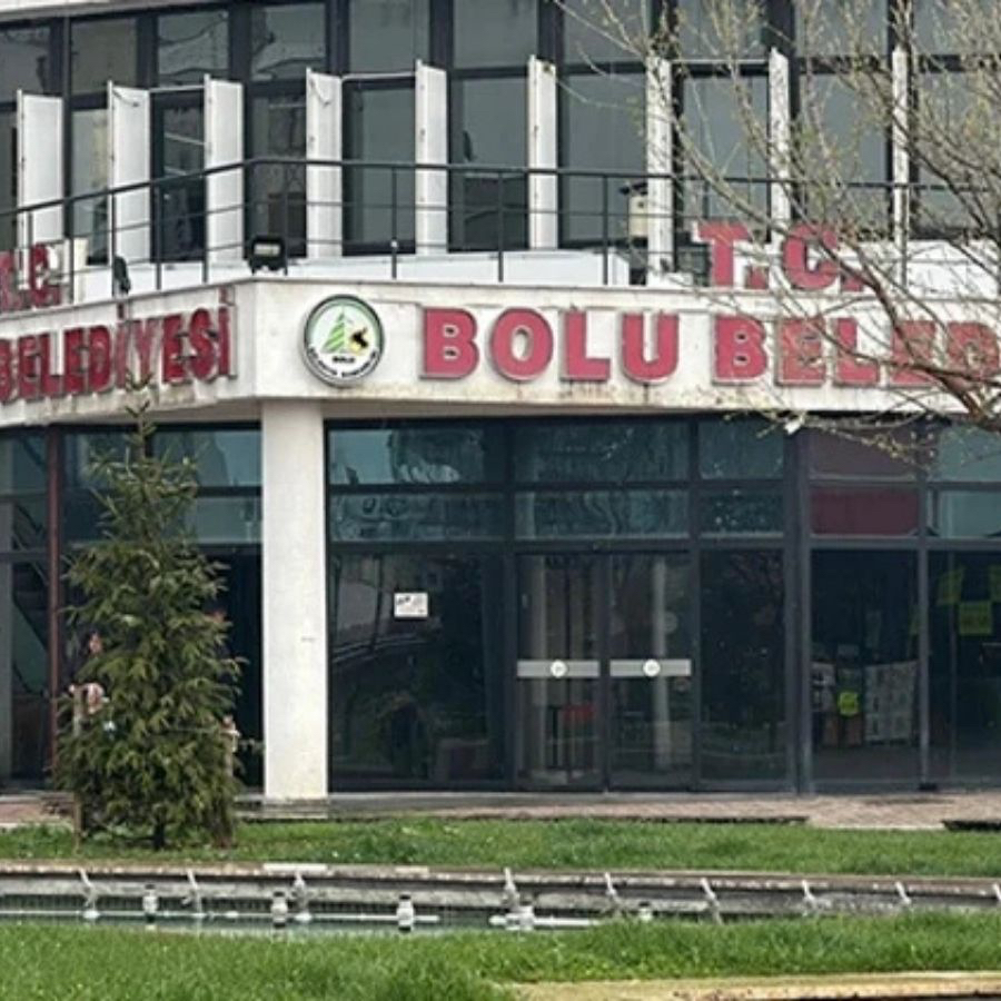 Bolu Belediyesi'ne bağlı Bol-Tur A.Ş.’ye operasyon! Jandarma ekipleri binada arama yapıyor