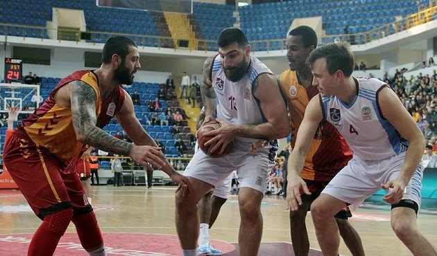 Galatasaray'a Trabzonspor'dan da farklı tarife!