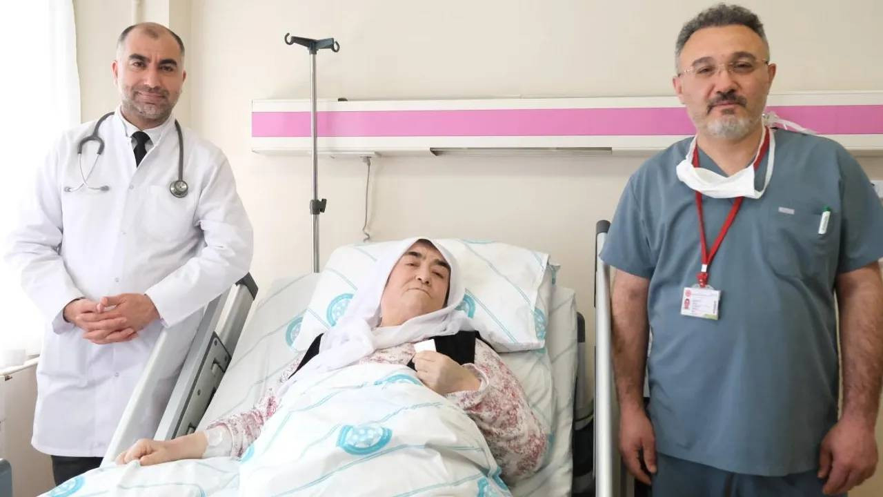 Meğer yıllarca vücudunda taşımış! Gerçeği hastaneye gidince öğrendi: Tam 7 kilo 750 gram ağırlığında