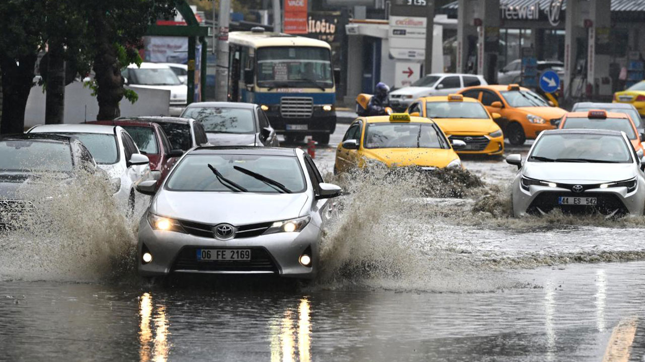 39 il için uyarı geldi: Kuvvetli yağışa dikkat