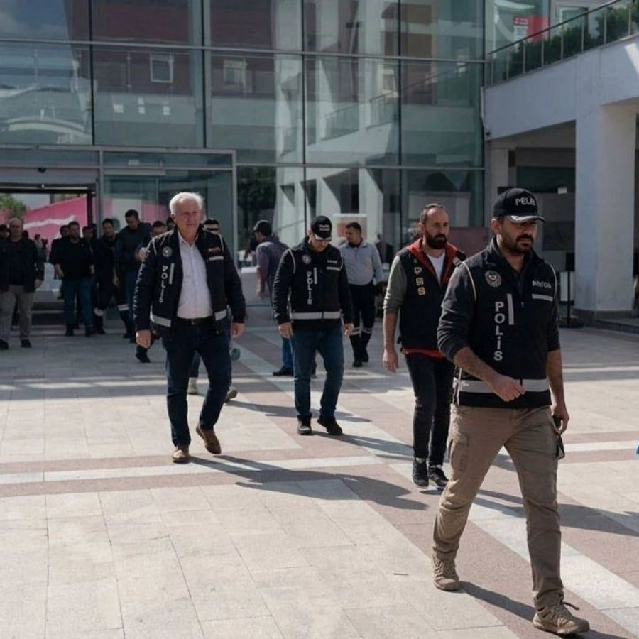 Yolsuzluk operasyonu! Tepebaşı Belediyesi'nde 60 kişiye gözaltı