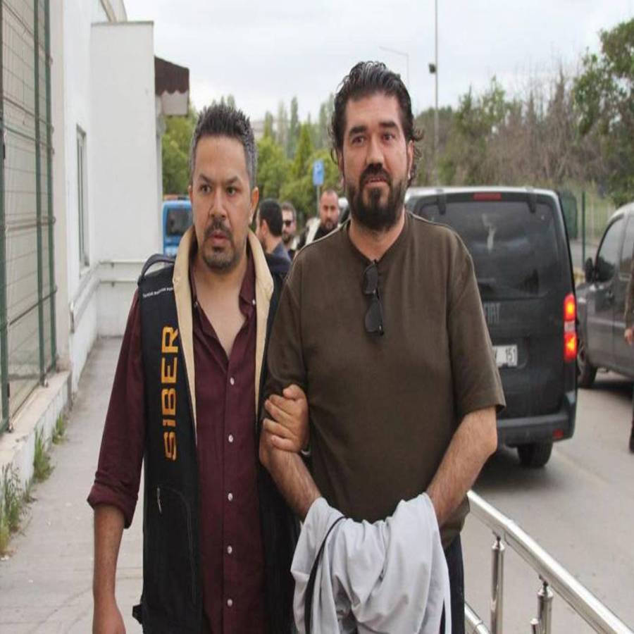 Apar topar Adana'ya getirildi! Gözaltına alınan Rasim Ozan Kütahyalı'dan ilk açıklama geldi