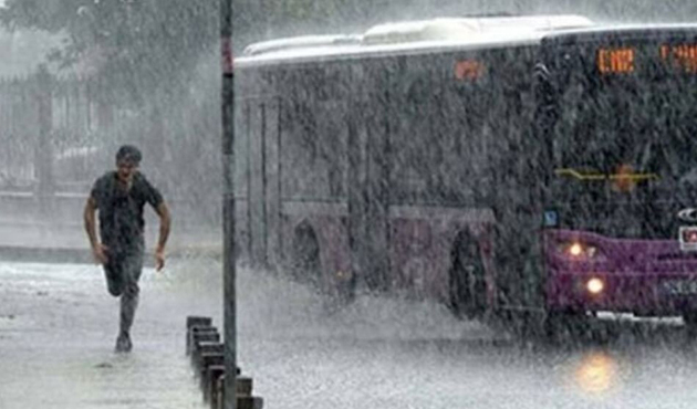 Çok şiddetli geliyor!  İstanbul'da bugün metrekareye 70 kg yağmur yağacak