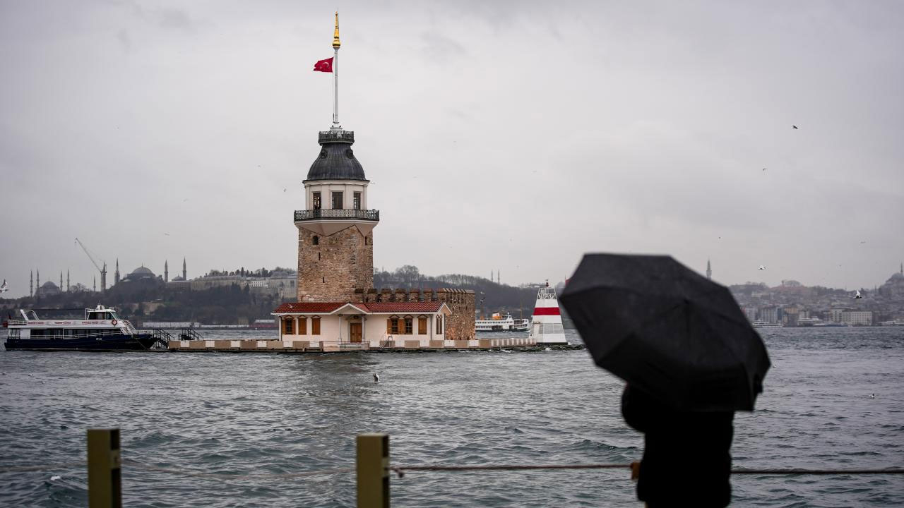 İstanbul'da sağanak ve dolu etkili oldu