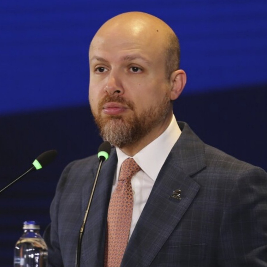 Bilal Erdoğan küresel dengeyi özetledi! "Bu akşam Üçüncü Dünya Savaşı çıksa kimse şaşırmaz"