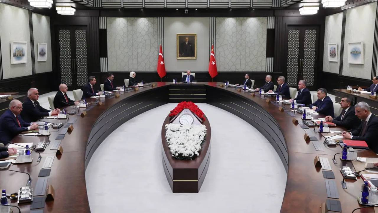 Son dakika... Kabine Toplantısı sona erdi!