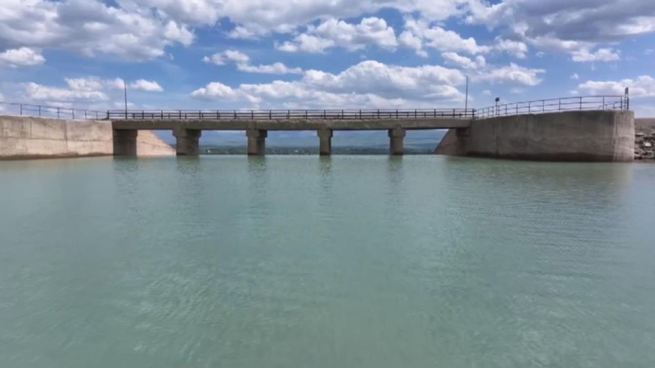 Erzincan ve Erzurum'da su seviyeleri kritik eşiğe ulaştı