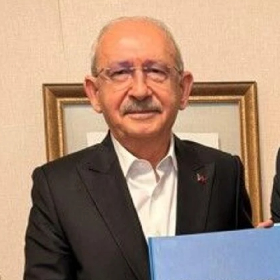 Mutlak Butlan kararı çıktığı an röportajdaydı... Kemal Kılıçdaroğlu'nun ilk tepkisi ve odada yaşananlar ortaya çıktı!