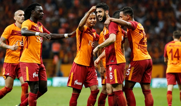 Galatasaray'dan flaş karar! 3 yeni transfer gönderiliyor...
