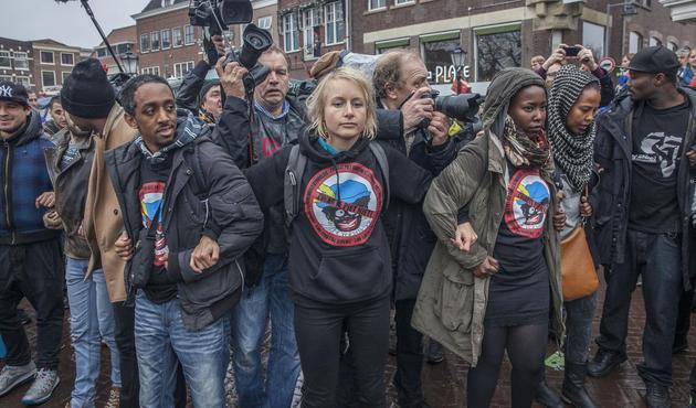 O AB ülkesinde ırkçılık karşıtı protesto yasaklandı!
