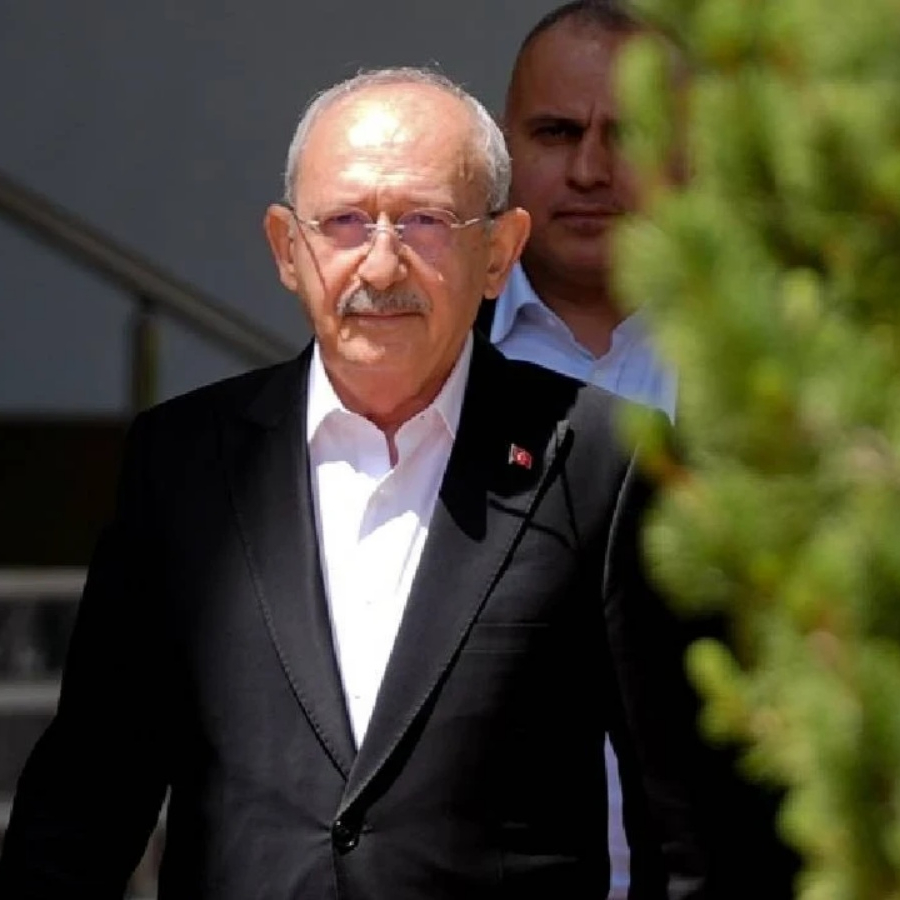 CHP kulislerinde bomba iddia: Kılıçdaroğlu kurultayı erteleyip partiyi genel seçimlere mi taşıyacak?