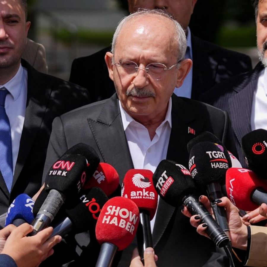 CHP'de savaş alanına dönen genel merkez için flaş karar! Kılıçdaroğlu'nun gideceği tarih belli oldu!