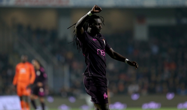 Gomis'ten Libya'daki insanlık dramına gönderme