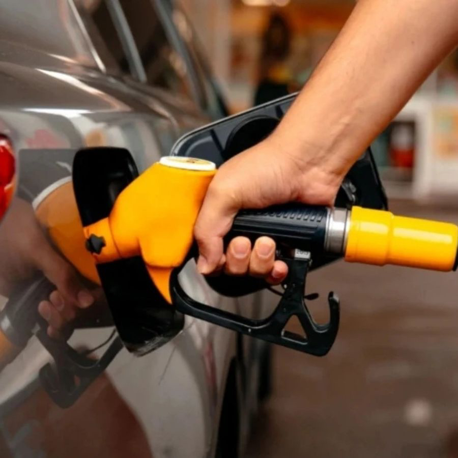 Bayram önü araç sürücülerine müjde! Benzine indirim geliyor: Yarından itibaren....