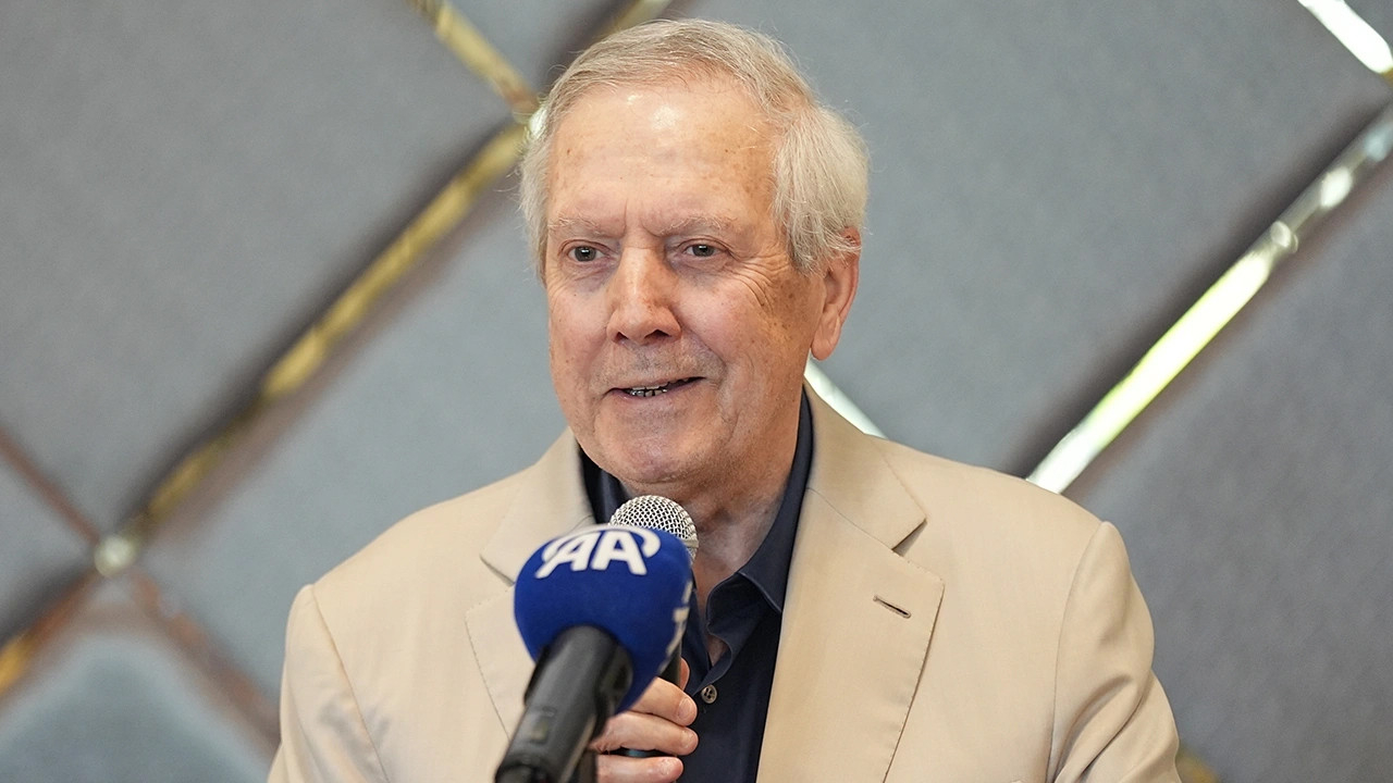 Aziz Yıldırım'dan Şampiyonlar Ligi öncesi yönetime transfer talimatı