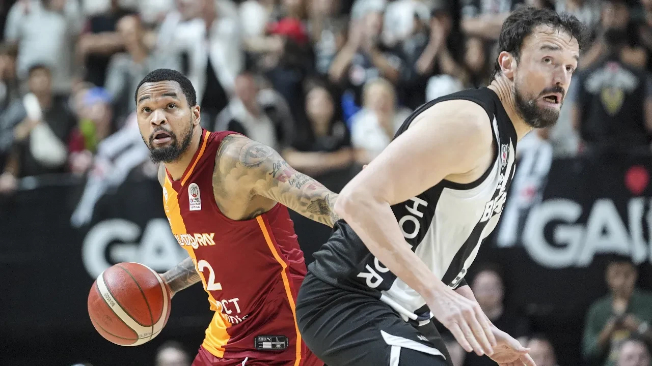 Beşiktaş ile Galatasaray yarı final biletini almak için sahaya çıkıyor