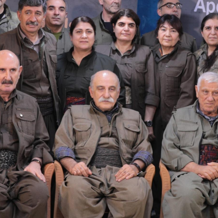 Kandil ve İmralı hattında kritik trafik: PKK yol haritası sundu, silah bırakma için '1 yıl' şartı kapıda! 200 örgüt yöneticisi üçüncü ülkelere gidecek!