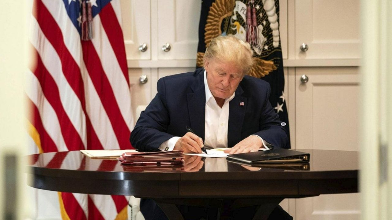 ABD Başkanı Trump, yapay zekaya ilişkin kararname imzaladı