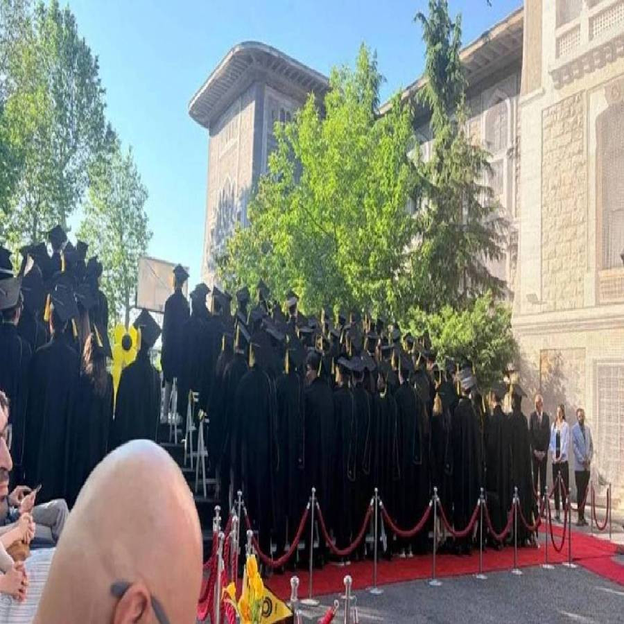 İstanbul Erkek Lisesi'nde skandal! Protesto sinirleri hoplattı! Müdür ile veliler birbirlerine girdiler