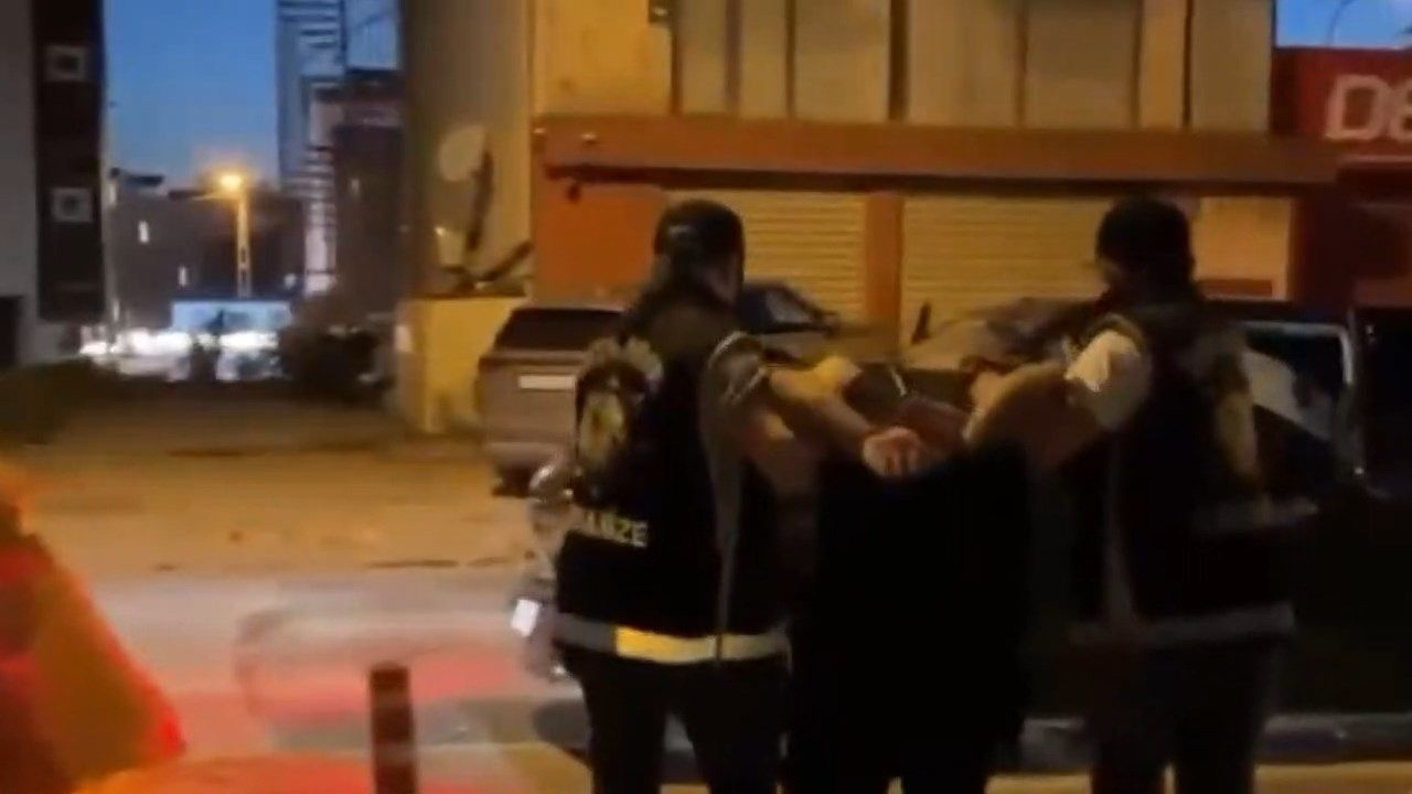 Can Polat cinayeti! Silahlarıyla yakalanan şüpheliler adliyede