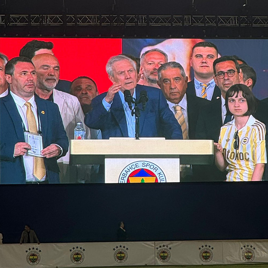 Başkan Aziz Yıldırım'ın ilk sözleri: "Darağacında olsak bile son sözümüz F.Bahçe"