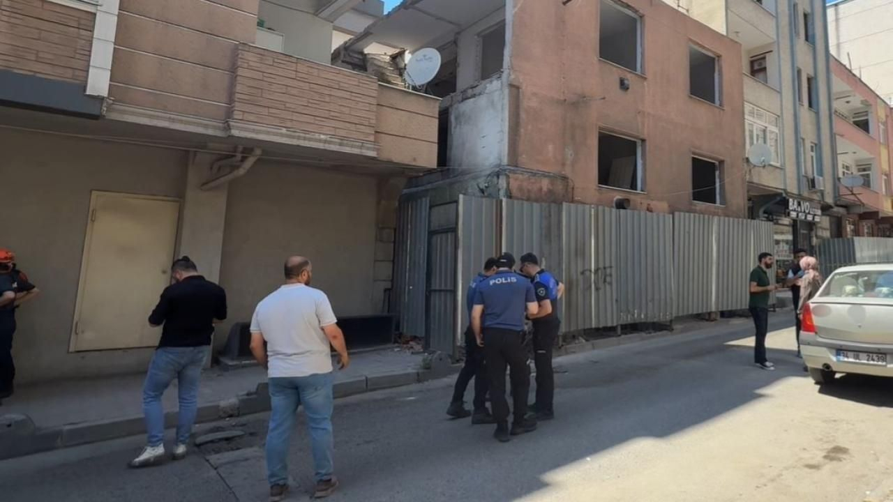 Kentsel dönüşüme giren bina kısmen çöktü: Ölü ve yaralılar var