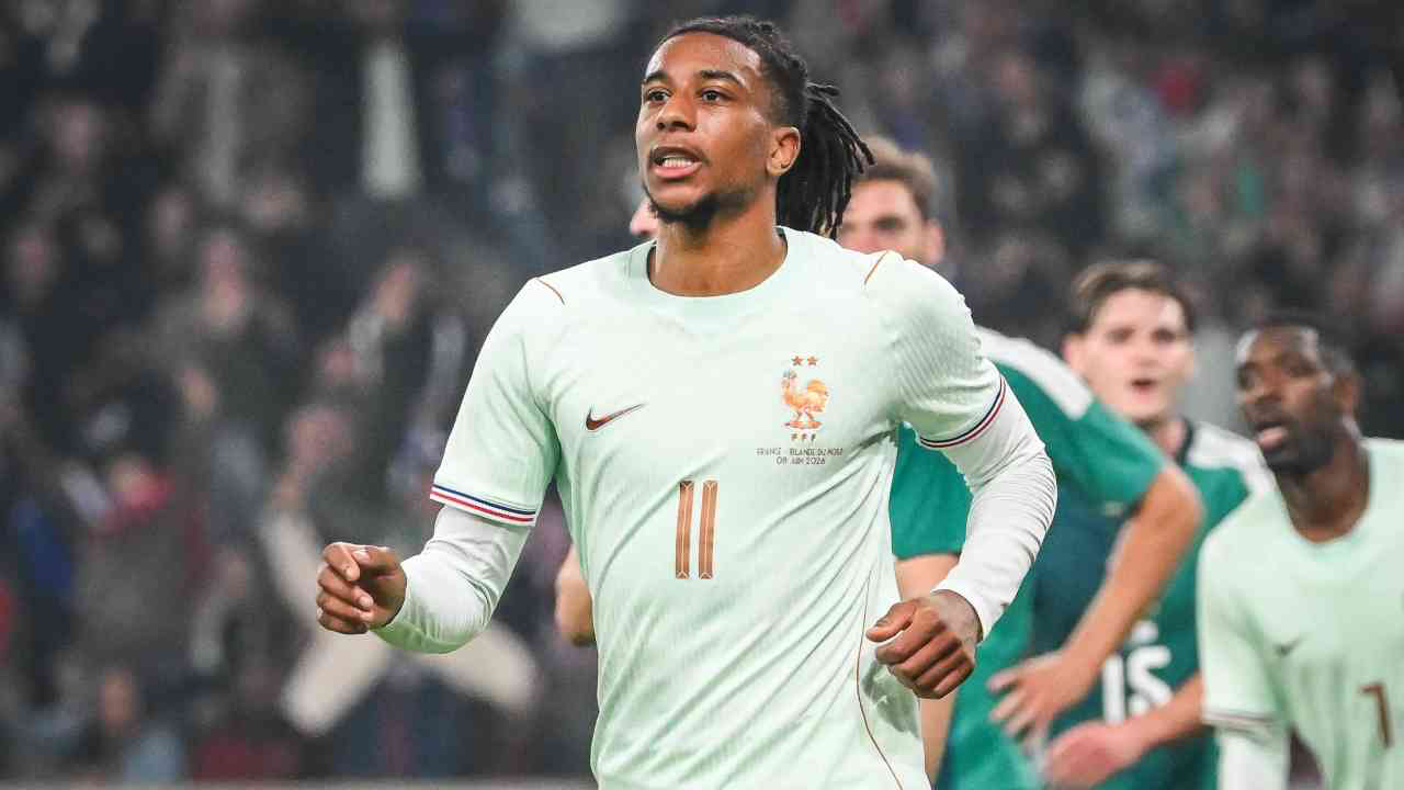 Fransa Dünya Kupası'na galibiyetle gidiyor! Michael Olise hat-trick yaptı