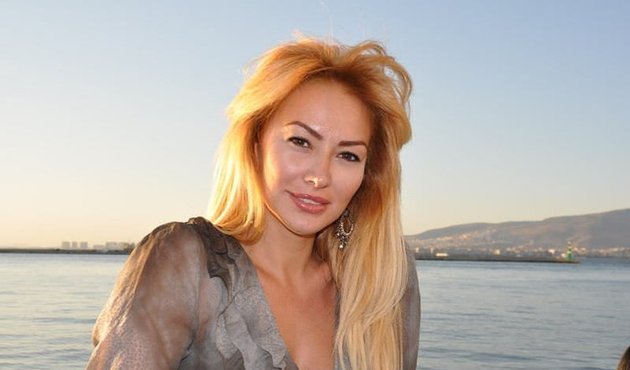 Popçu Aylin Coşkun'un geçirdiği talihsiz kaza!