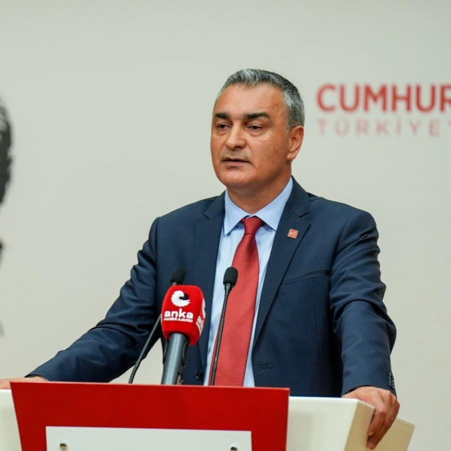Özgür Özel ekibinin Parti Meclisi istifaları sonrası Kılıçdaroğlu cephesinden ilk açıklama geldi! "Hiçbir yolla kurultay toplanamaz"