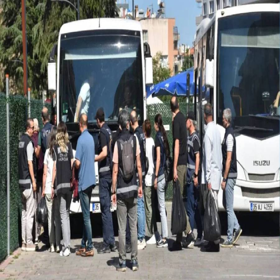 Türkiye'nin o üniversitesinde 3,1 milyar TL'lik dev vurgun! Aralarında dekanda var: 27 kişi tutuklandı
