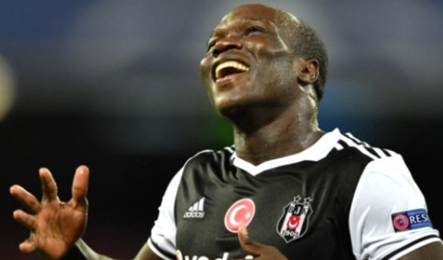 Aboubakar 3'lü çektirdi ama Beşiktaş taraftarına! / VİDEO