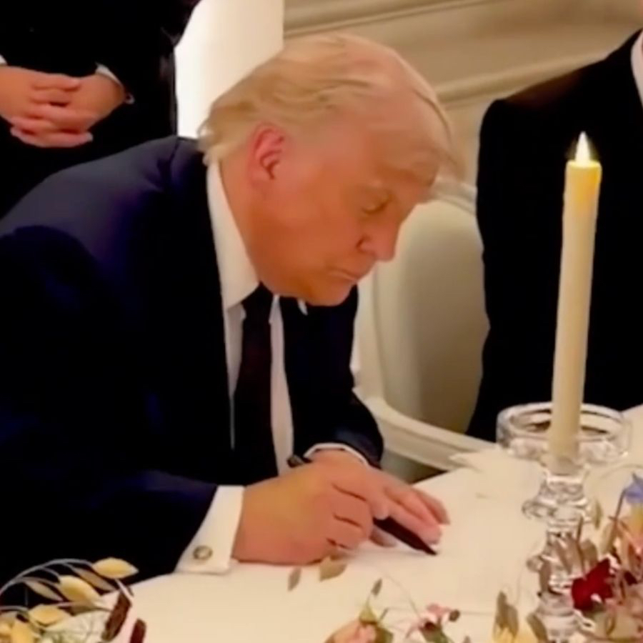 Trump, ABD ile İran arasındaki mutabakat zaptını imzaladı