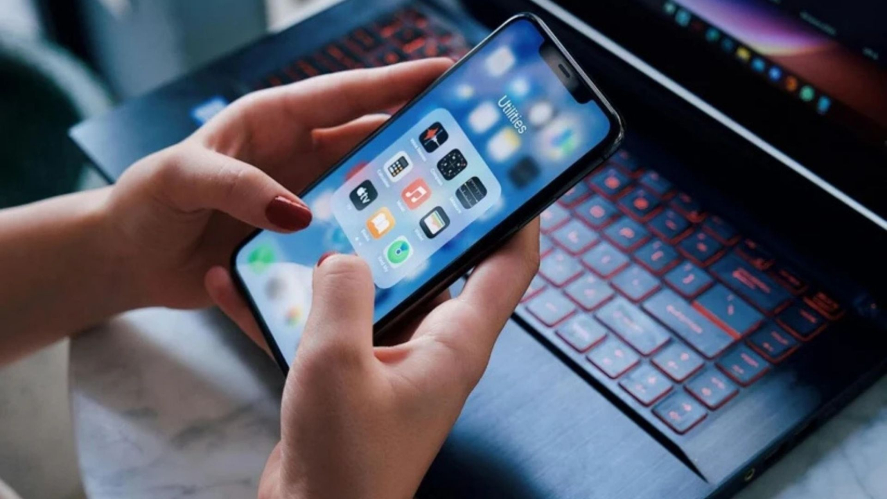 Akıllı telefon satışlarındaki düşüş 9. haftaya taşındı
