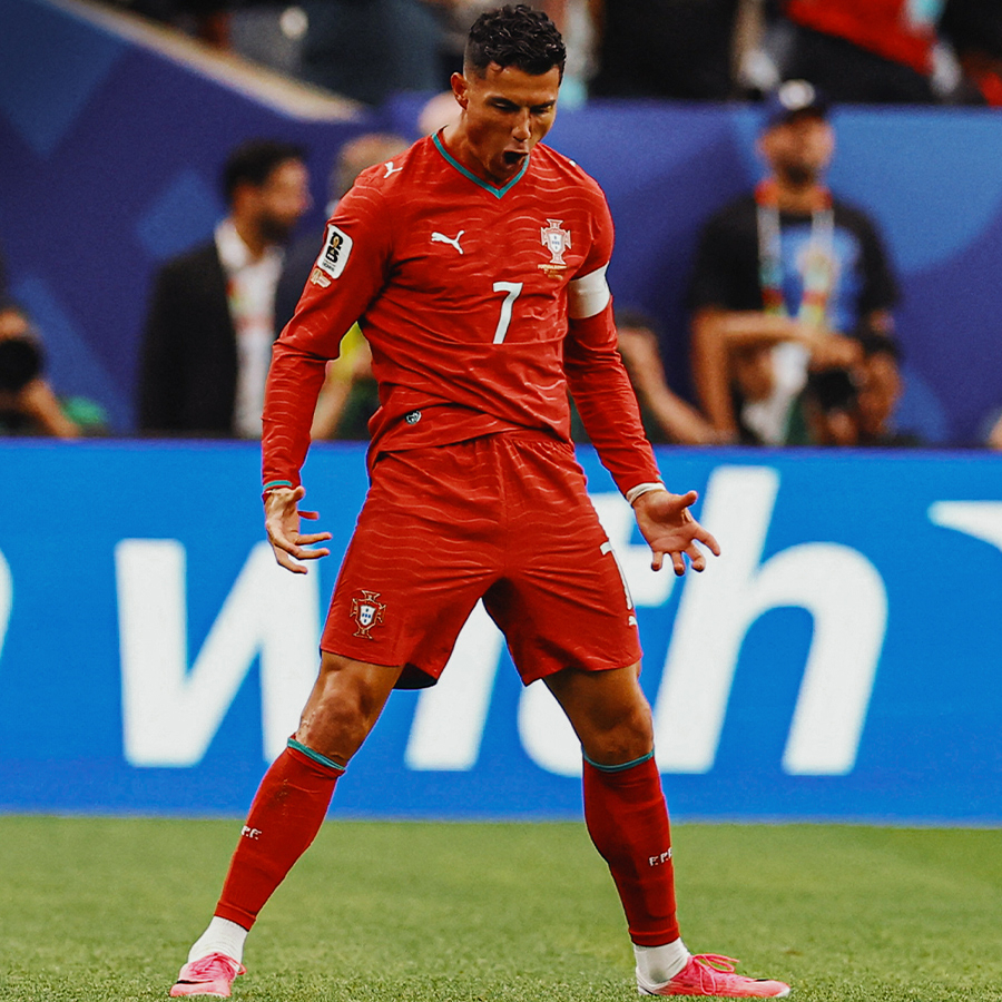 Ronaldo tarihe geçti, Portekiz Özbekistan'a 5 attı