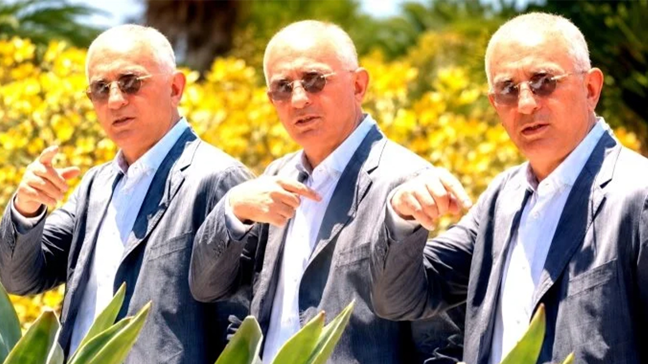 İbrahim Hacıosmanoğlu'ndan tepki gösteren taraftarlara el hareketi