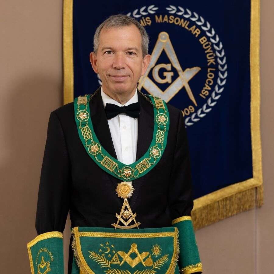 Çok konuşulacak sözler! Mason Remzi Sanver'den tahliye sonrası ilk açıklama
