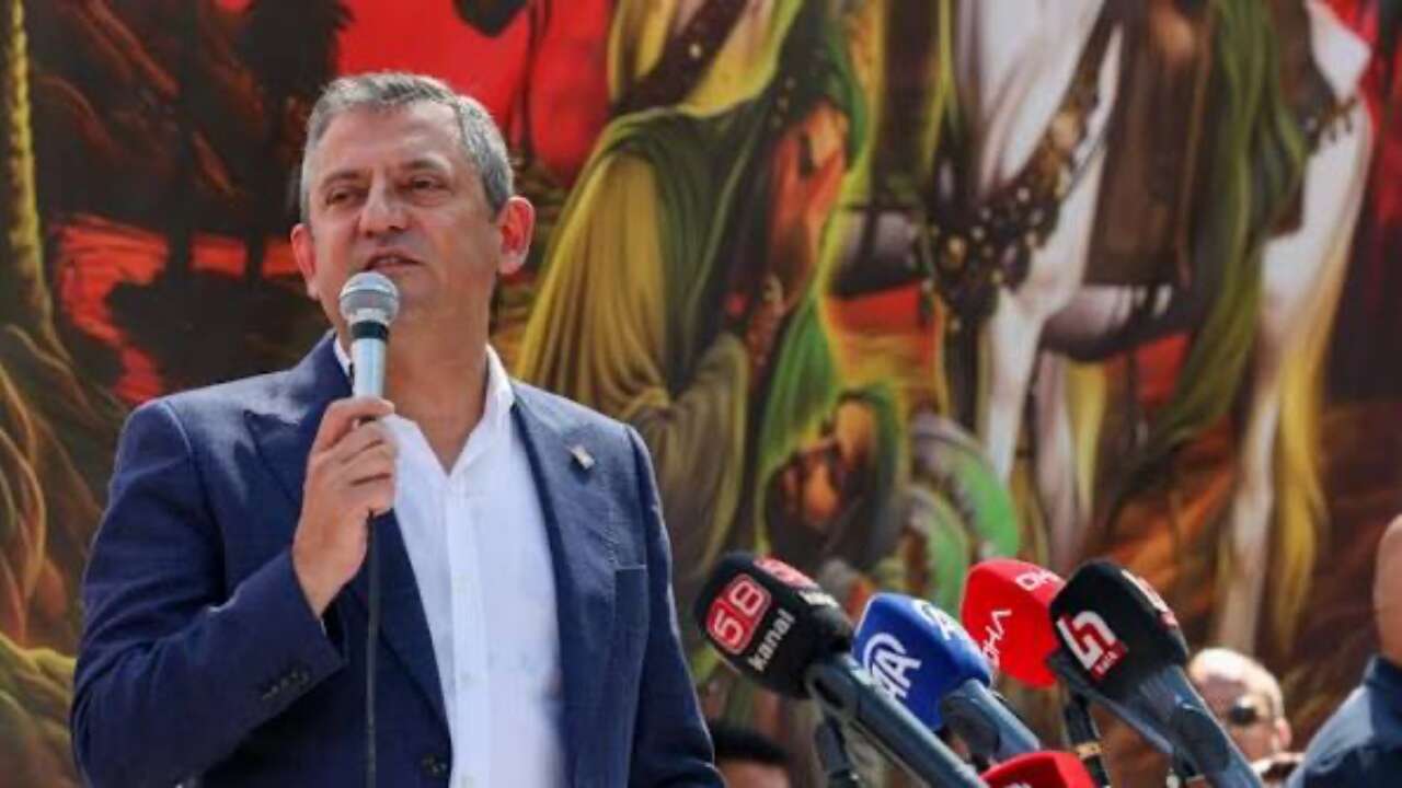 Kılıçdaroğlu sonrası Alevi hamlesi! Özgür Özel Cemevinde: Cami ne kadar ibadethaneyse cemevi o kadar ibadethanedir