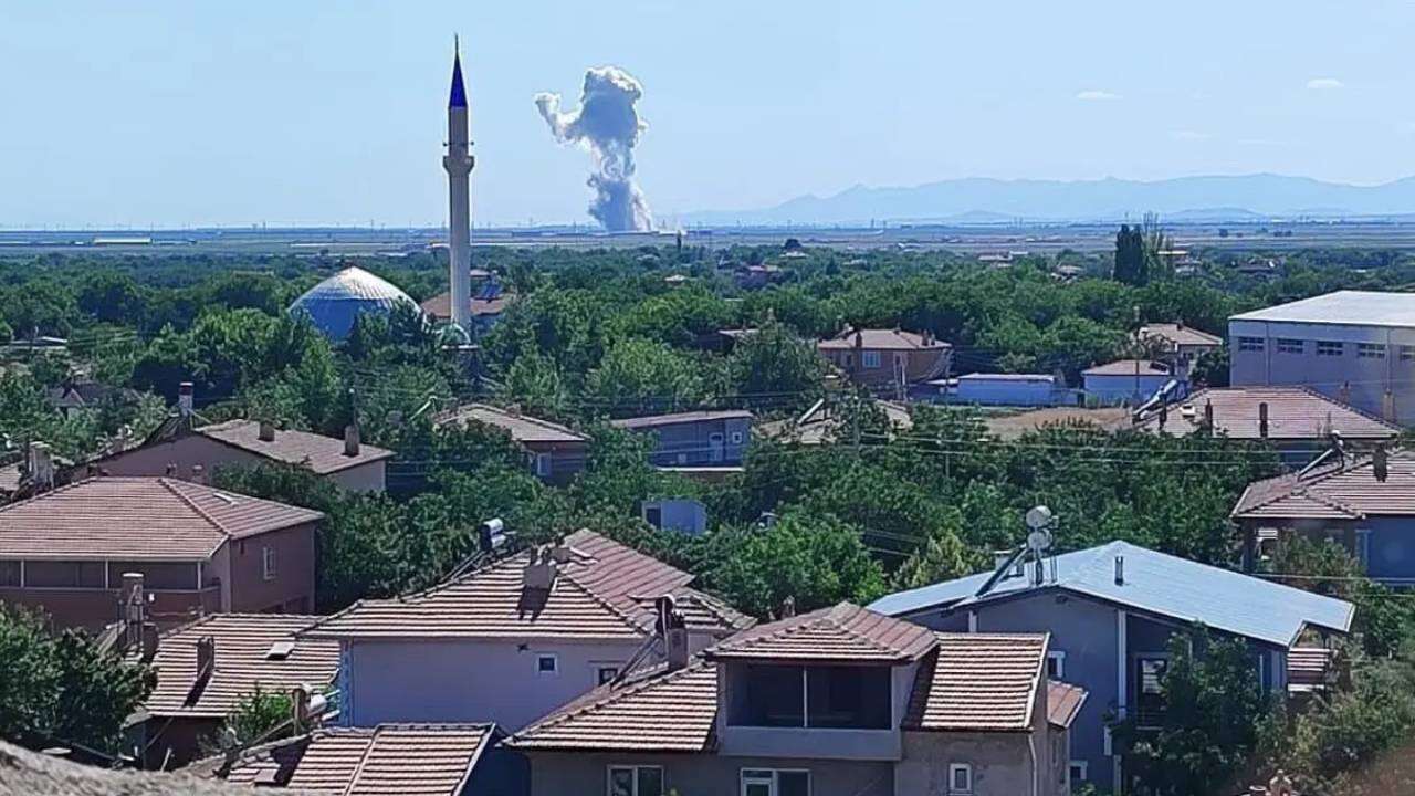 8 yıl sonra yine aynı yer: Havai fişek fabrikasında korkunç patlama! Ölü ve yaralılar var