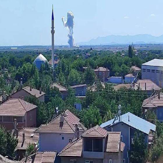 8 yıl sonra yine aynı yer: Havai fişek fabrikasında korkunç patlama! Ölü ve yaralılar var