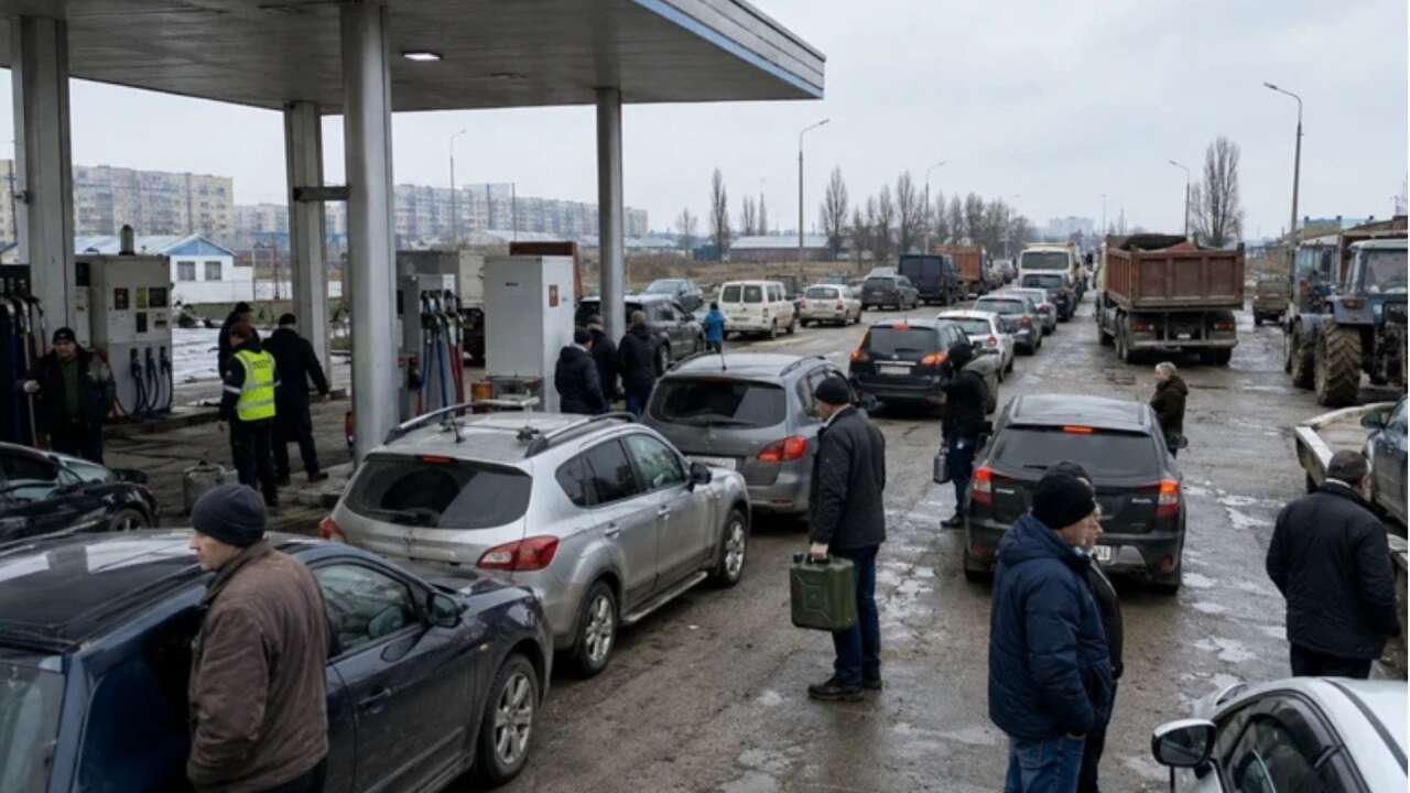 Rusya'da son dönemde akaryakıt kuyrukları arttı
