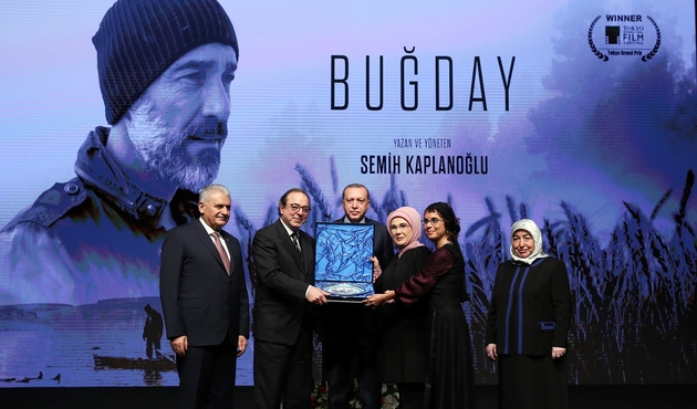 Cumhurbaşkanı Erdoğan Buğday filminin galasına katıldı...