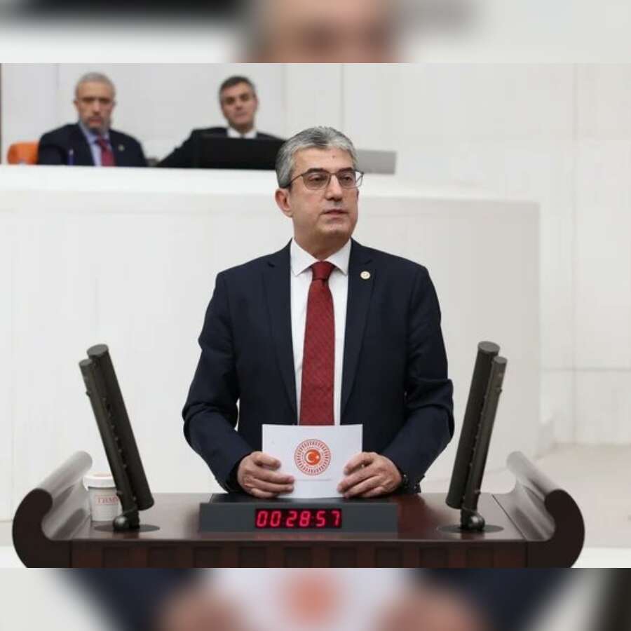 CHP'de dikkat çeken Gökhan Günaydın kararı! Grup Başkanvekilliği görevi iade edildi