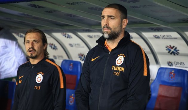 Herkes Terim'i beklerken Dursun Özbek'ten sürpriz hamle!