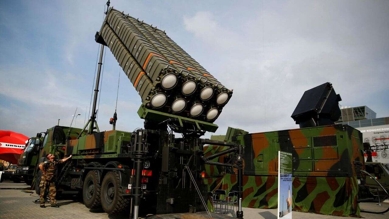 NATO Zirvesi öncesi Atina'da büyük panik! "Fransa Türkiye ile masaya oturuyor, bize ihanet mi edecekler?"