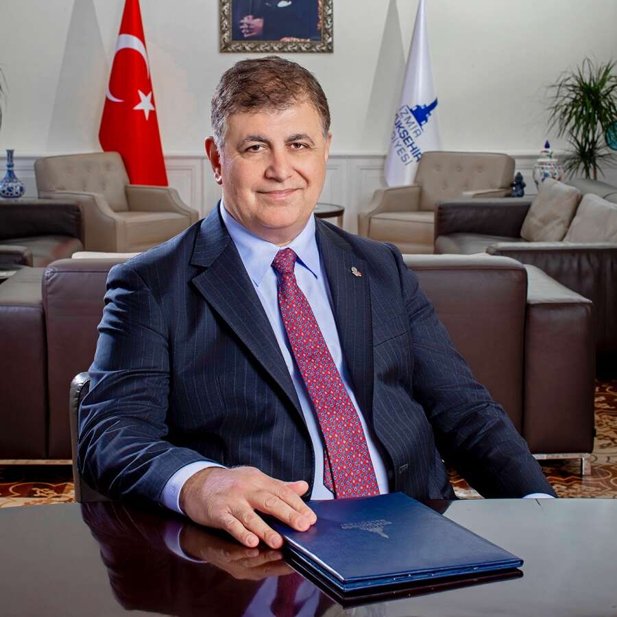 Cemil Tugay AK Parti'ye mi geçiyor? Siyaset kulisleri bu iddiayla sallanıyor: İzmir AK Partili olacak!