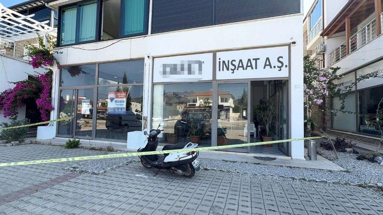 İş yerinde başından vurulan iş insanı hayatını kaybetti